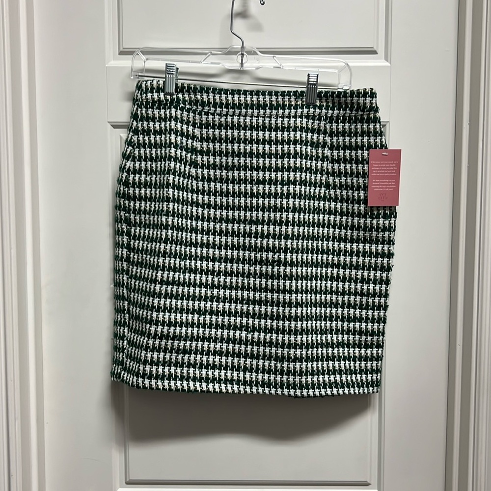 NWT Tweed Skirt